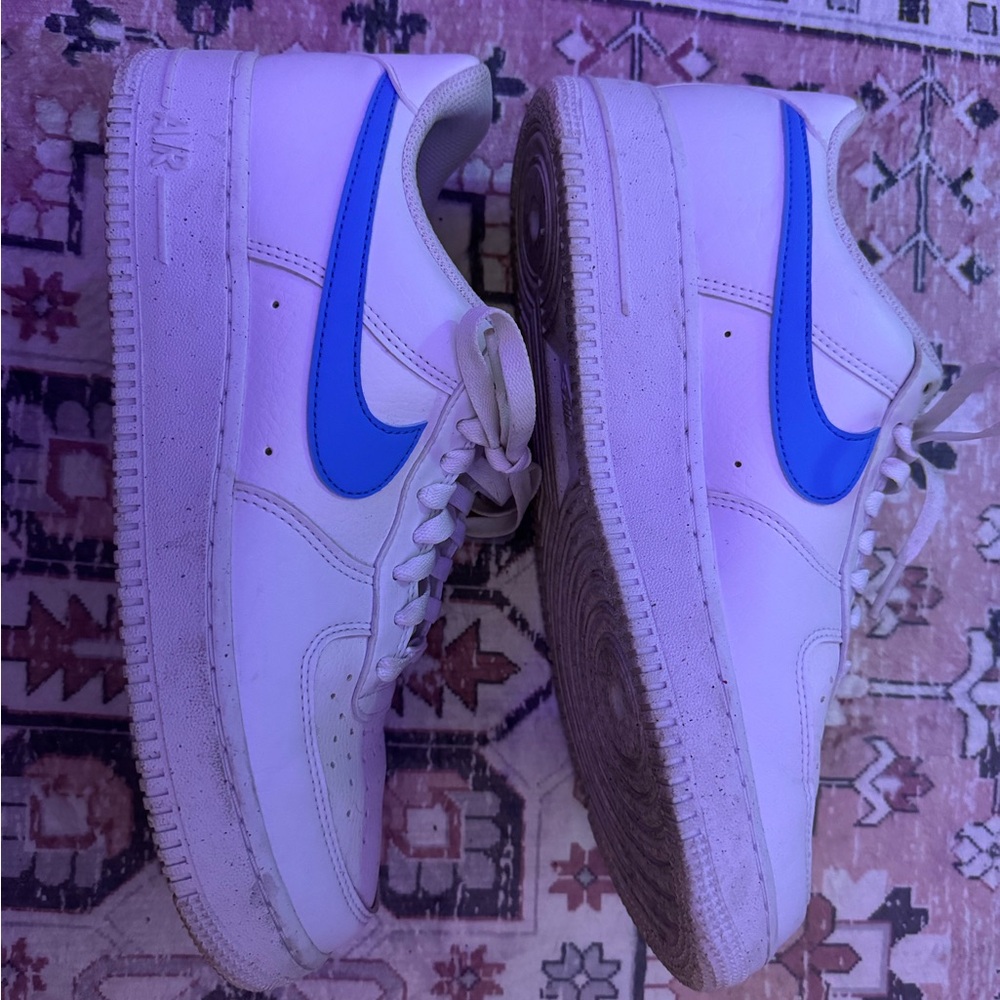 Nike White and Blue Classic Sneakers
